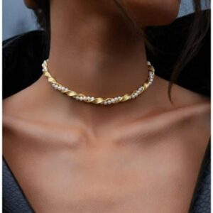 Le Ruban D'Or et de Perles